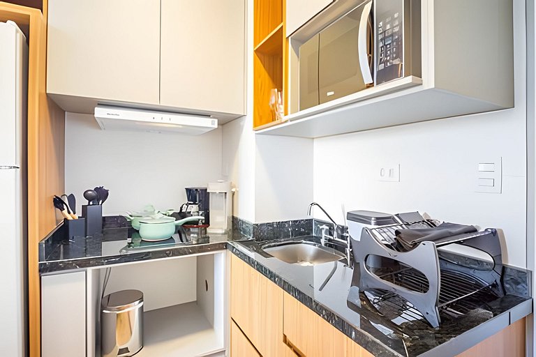 Centro | Charmoso Studio com Piscina Aquecida