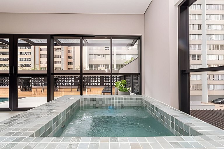 Centro | Charmoso Studio com Piscina Aquecida