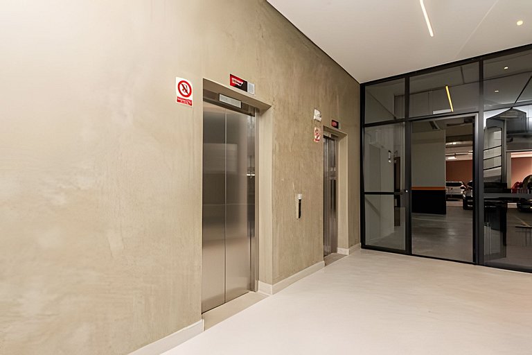 Centro | Charmoso Studio com Piscina Aquecida