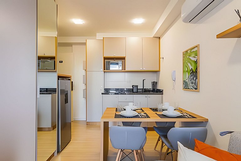 Centro | Studio novo em condomínio completo