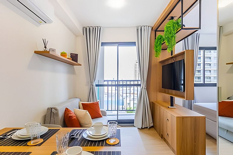 Centro | Studio novo em condomínio completo