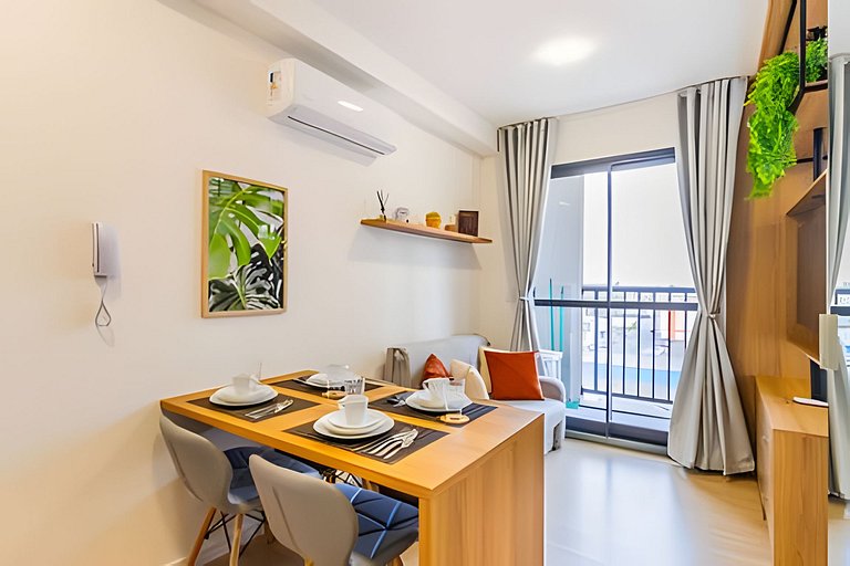 Centro | Studio novo em condomínio completo