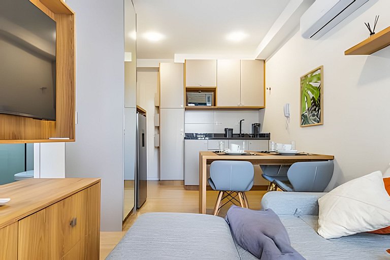 Centro | Studio novo em condomínio completo