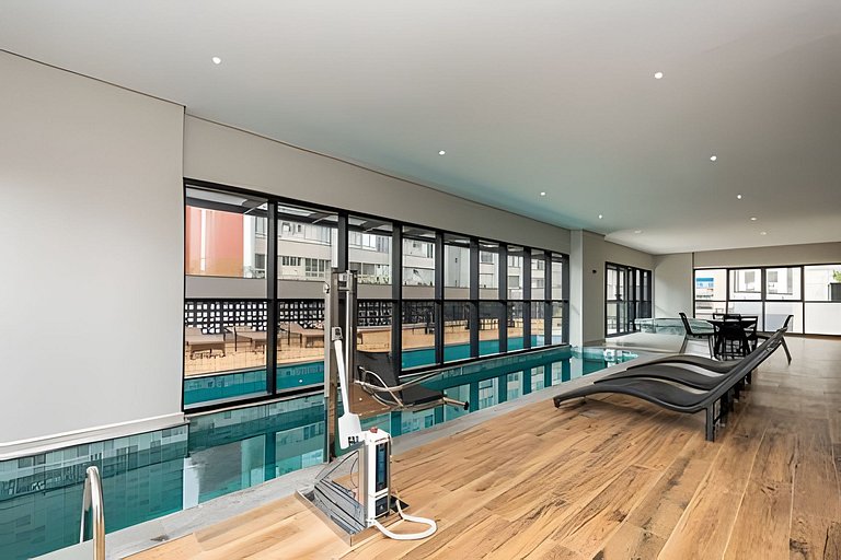 Centro | Studio novo em condomínio completo