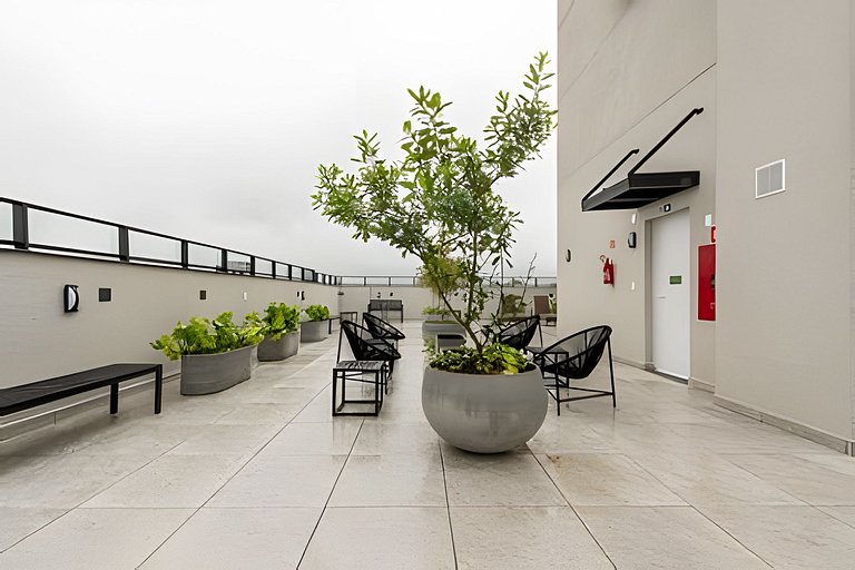 Centro | Studio novo em condomínio completo