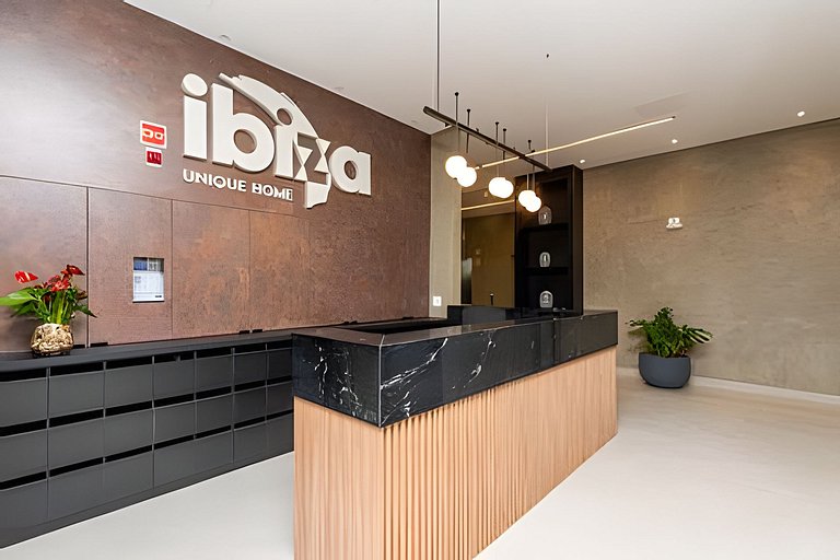 Centro | Studio novo em condomínio completo