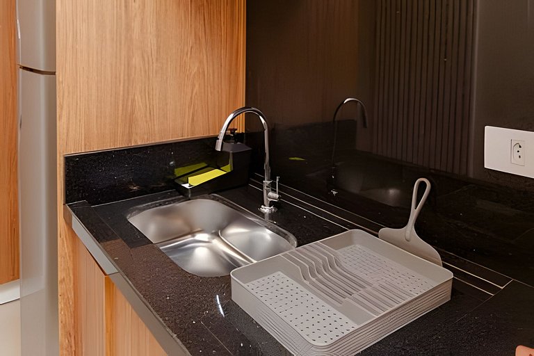 Studio Moderno com Área de Lazer Completa