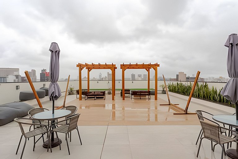 Studio Moderno com Área de Lazer Completa