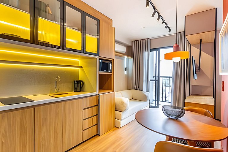 Curitiba Central | Apto Charmoso Perto de Tudo