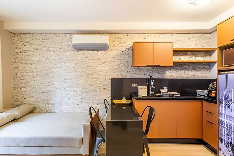 Curitiba Centro | Apto até 5 com Piscina Aquecida