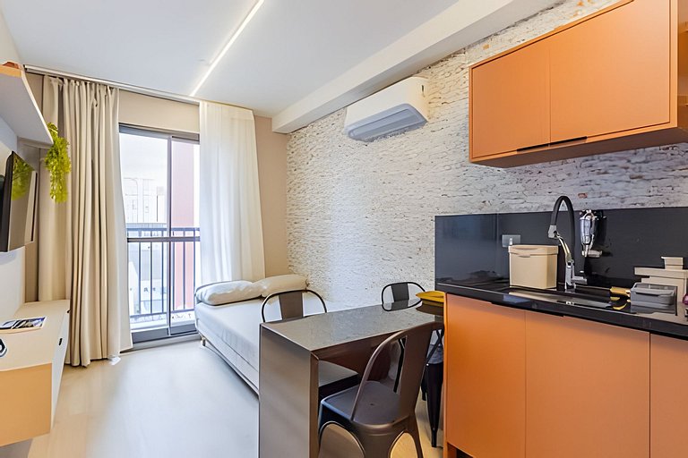 Curitiba Centro | Apto até 5 com Piscina Aquecida