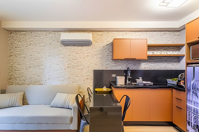 Curitiba Centro | Apto até 5 com Piscina Aquecida