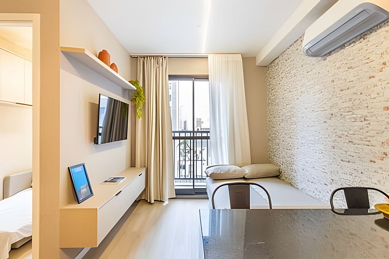 Curitiba Centro | Apto até 5 com Piscina Aquecida