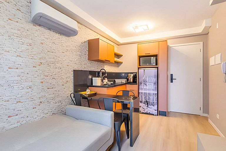 Curitiba Centro | Apto até 5 com Piscina Aquecida