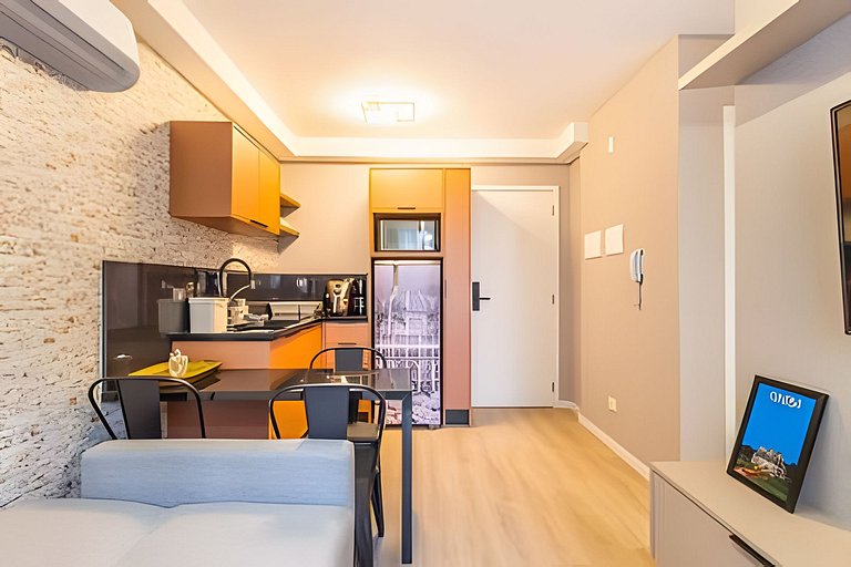 Curitiba Centro | Apto até 5 com Piscina Aquecida