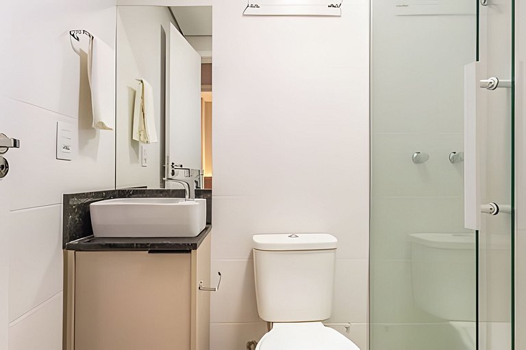 Curitiba Centro | Apto até 5 com Piscina Aquecida