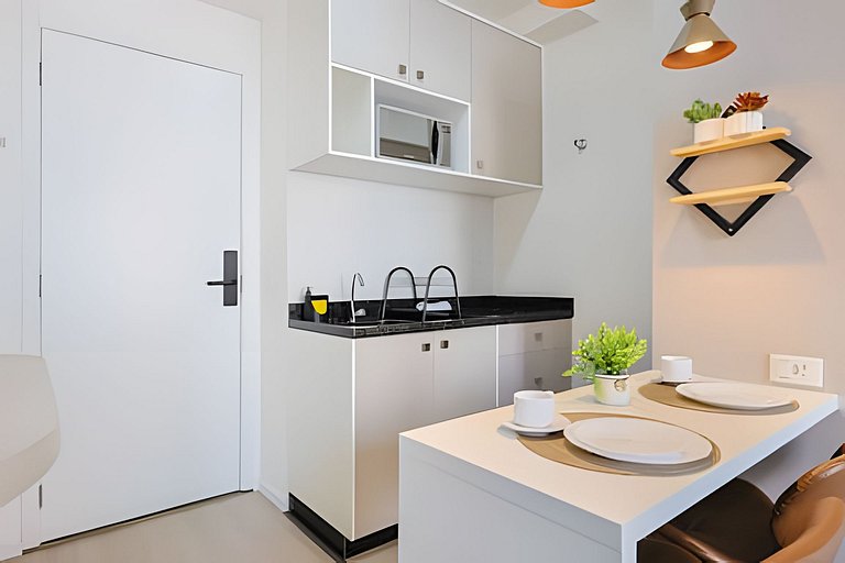 Studio Charmoso com Piscina Coberta