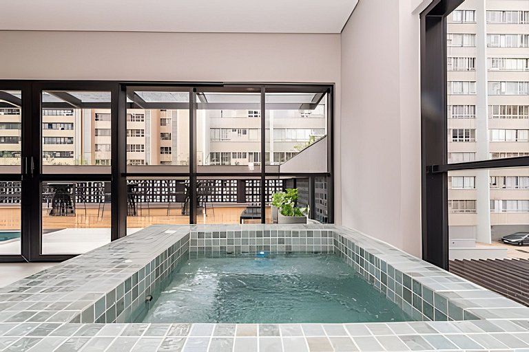 Studio Charmoso com Piscina Coberta