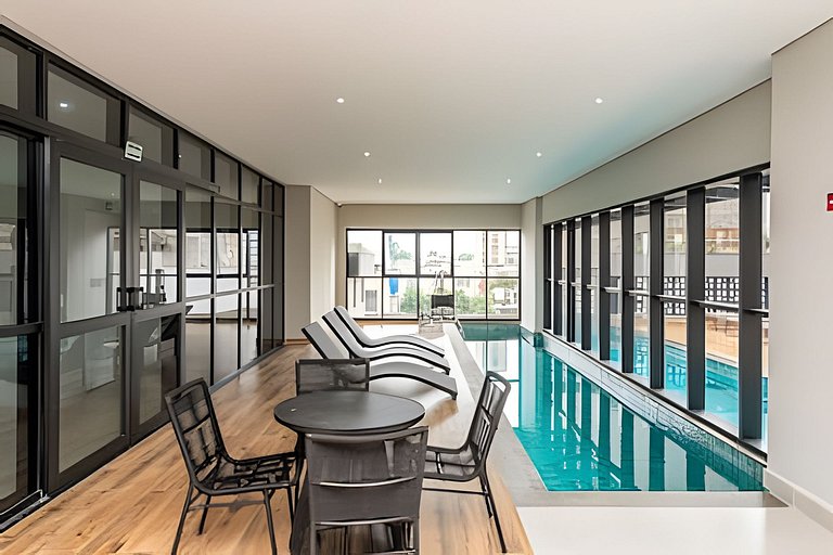 Studio Charmoso com Piscina Coberta