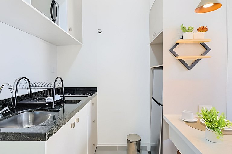 Studio Charmoso com Piscina Coberta