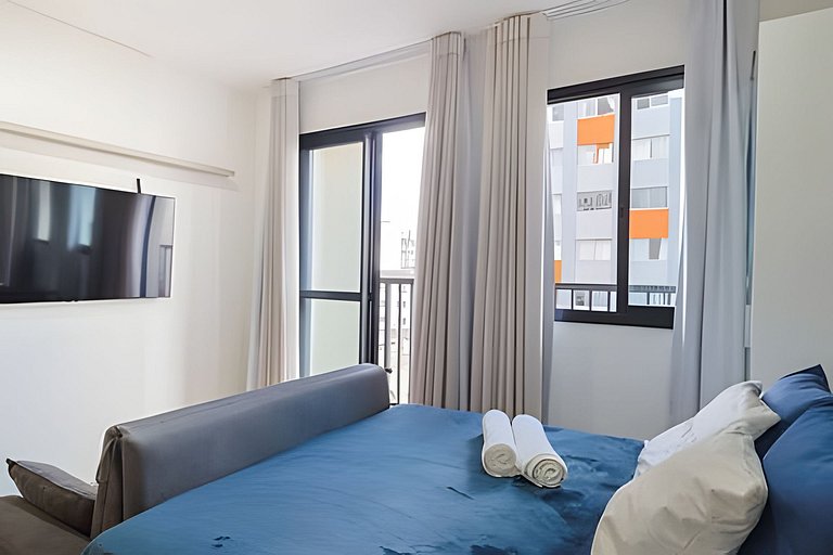 Studio Charmoso com Piscina Coberta