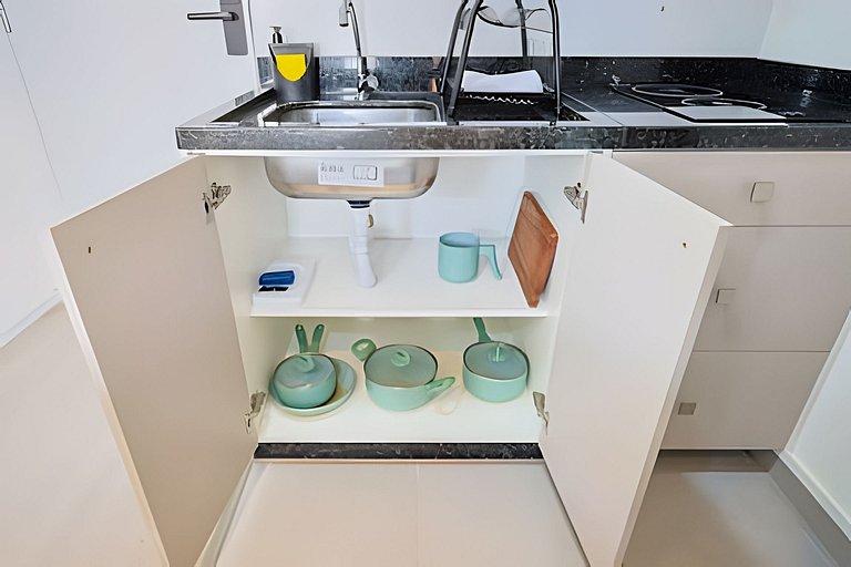 Studio Charmoso com Piscina Coberta