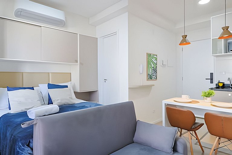 Studio Charmoso com Piscina Coberta