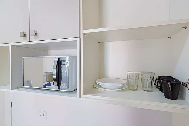 Studio Charmoso com Piscina Coberta