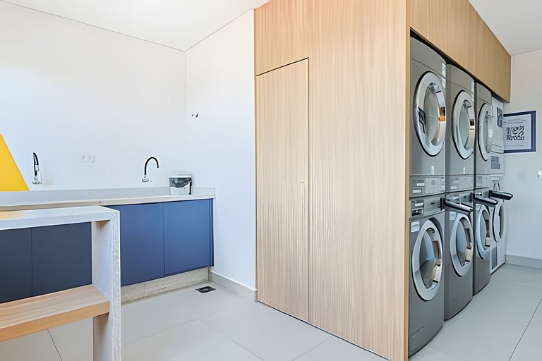 Studio Charmoso com Piscina Coberta