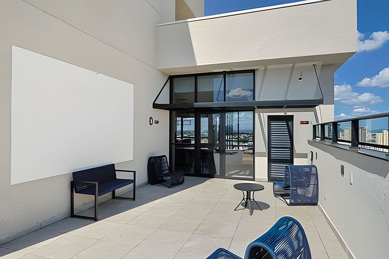 Studio Charmoso com Piscina Coberta