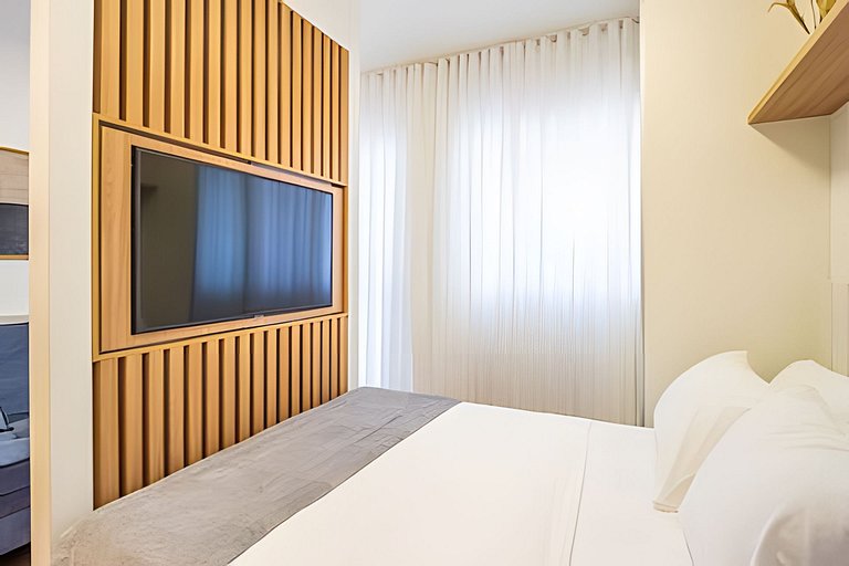 Centro | Studio novo em condomínio completo