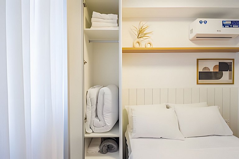 Centro | Studio novo em condomínio completo