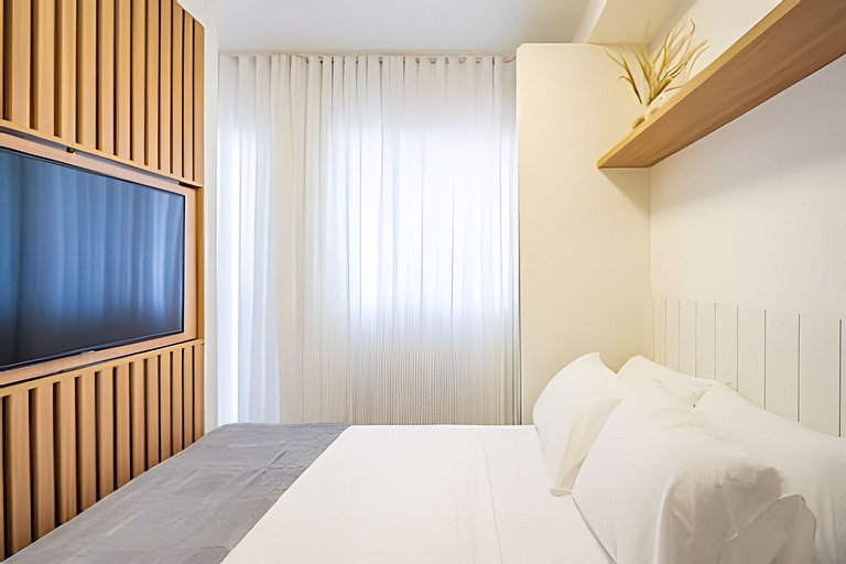 Centro | Studio novo em condomínio completo