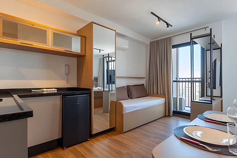 Centro Premium | Ar, Piscina e Amplo Coworking