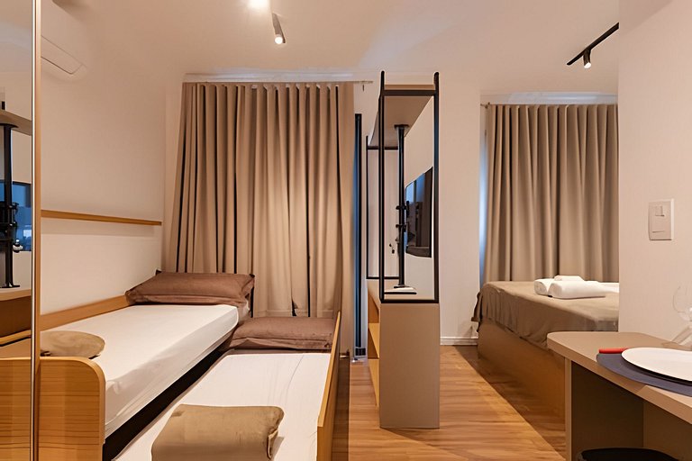 Centro Premium | Ar, Piscina e Amplo Coworking