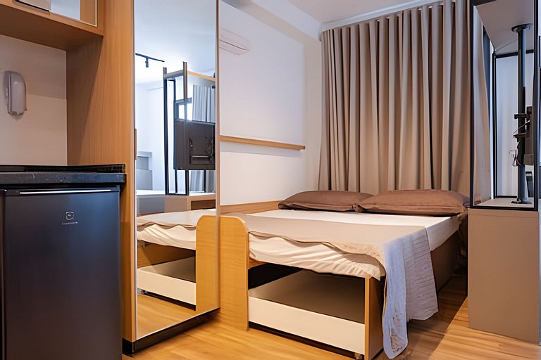 Centro Premium | Ar, Piscina e Amplo Coworking