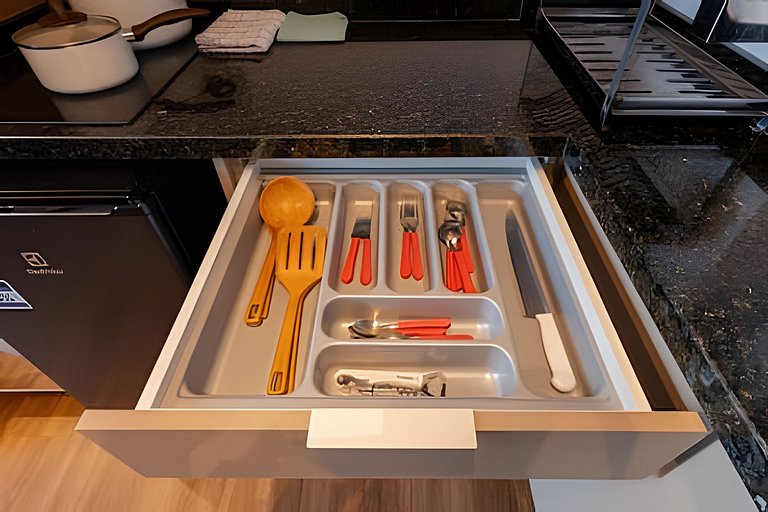 Ibiza Central com Ar e Piscina Climatizada