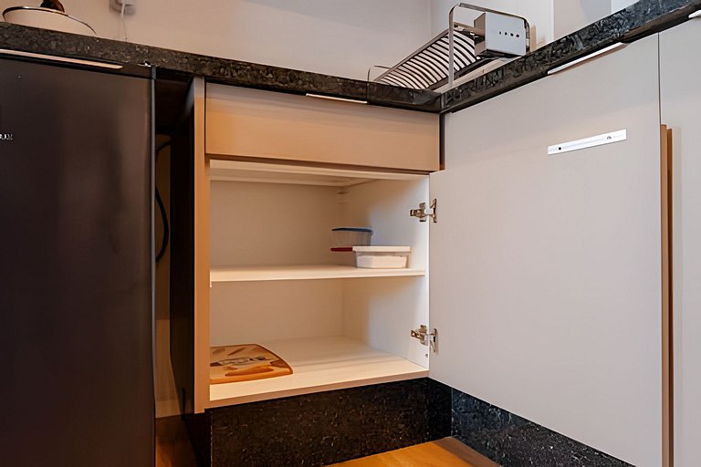 Ibiza Central com Ar e Piscina Climatizada