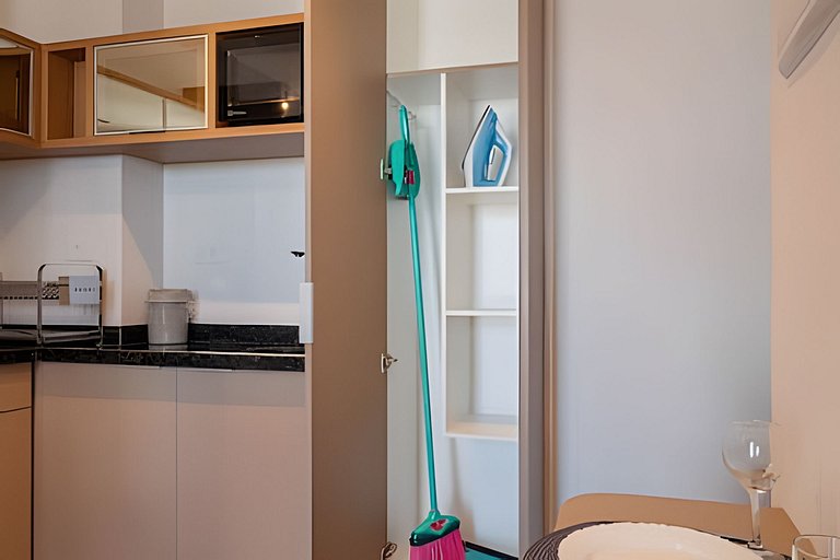 Ibiza Central com Ar e Piscina Climatizada