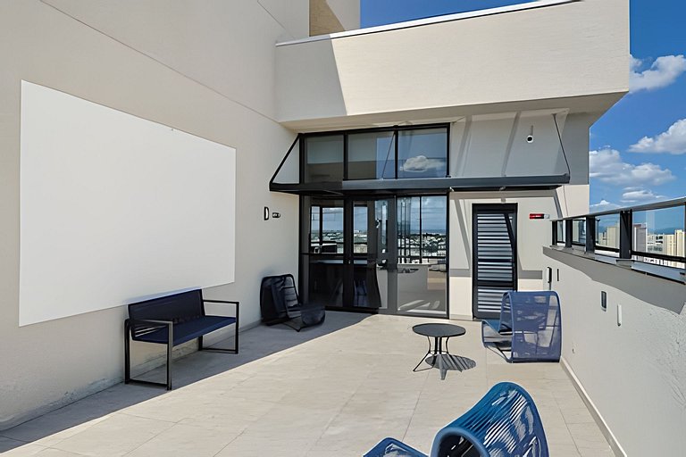 Ibiza Central com Ar e Piscina Climatizada