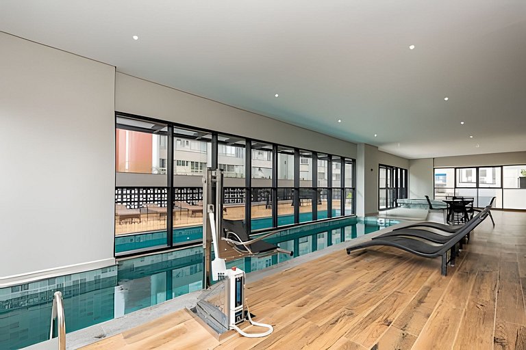 Ibiza Central com Ar e Piscina Climatizada