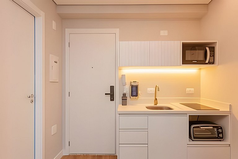 Apto novo 1 quarto c/ AC | Centro | Coworking