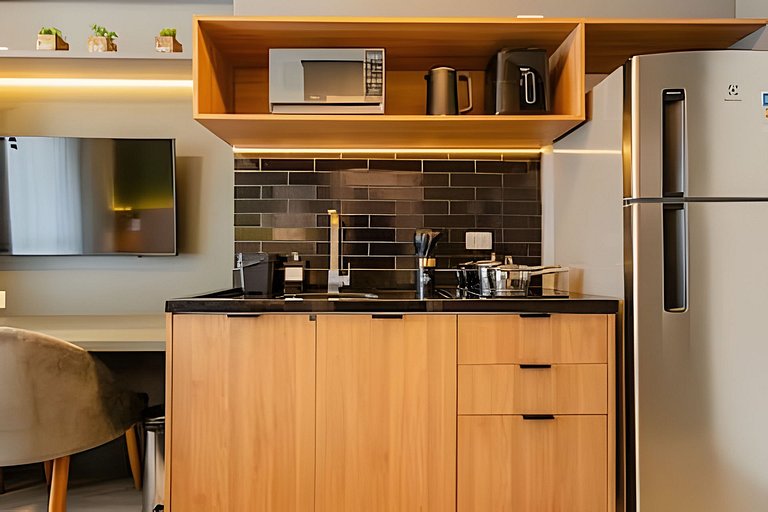 Conforto no coração de Curitiba: estúdio completo