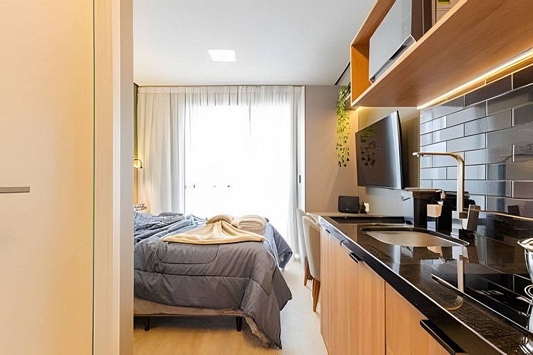 Conforto no coração de Curitiba: estúdio completo