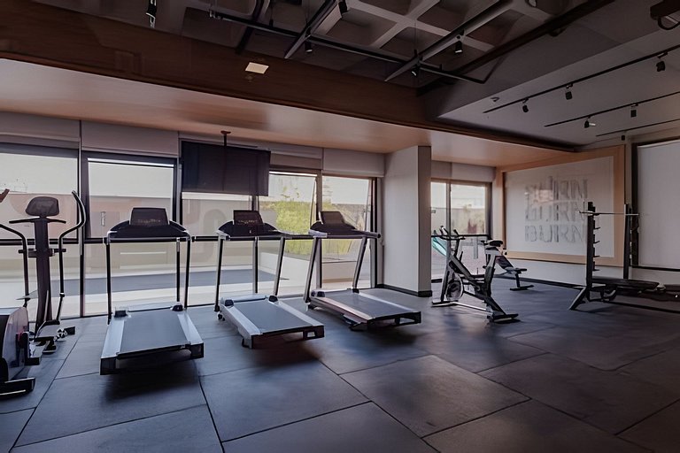 Conforto no coração de Curitiba: estúdio completo