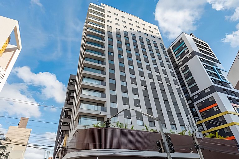 Studio elegante com estrutura premium no centro