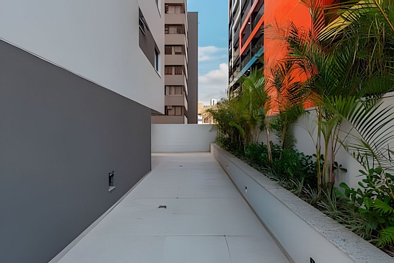 Studio elegante com estrutura premium no centro