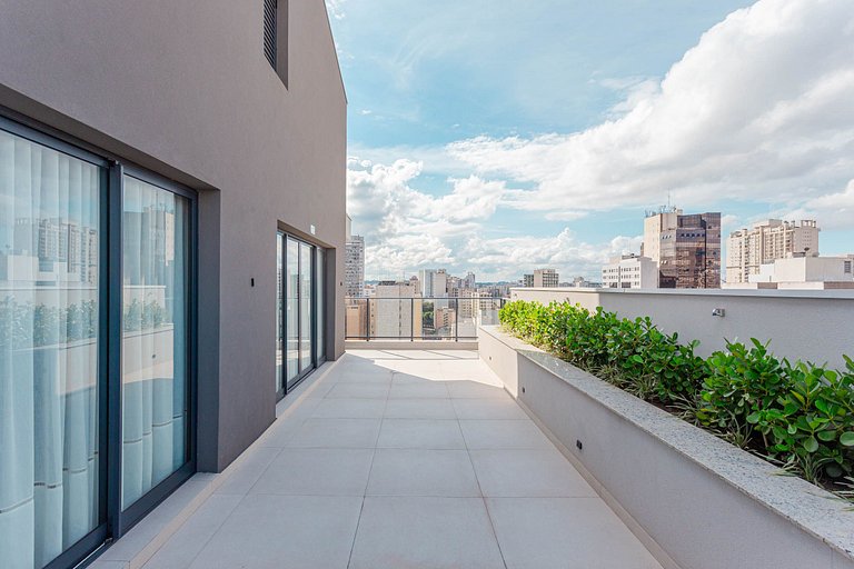 Studio elegante com estrutura premium no centro
