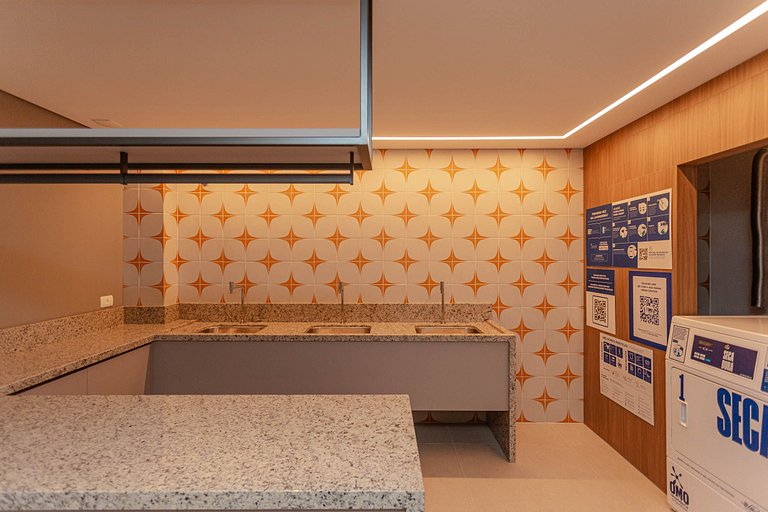 Apto novo 1 quarto c/ AC | Centro | Coworking