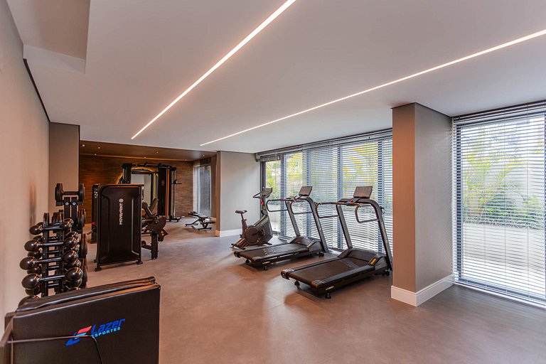 Studio elegante com estrutura premium no centro